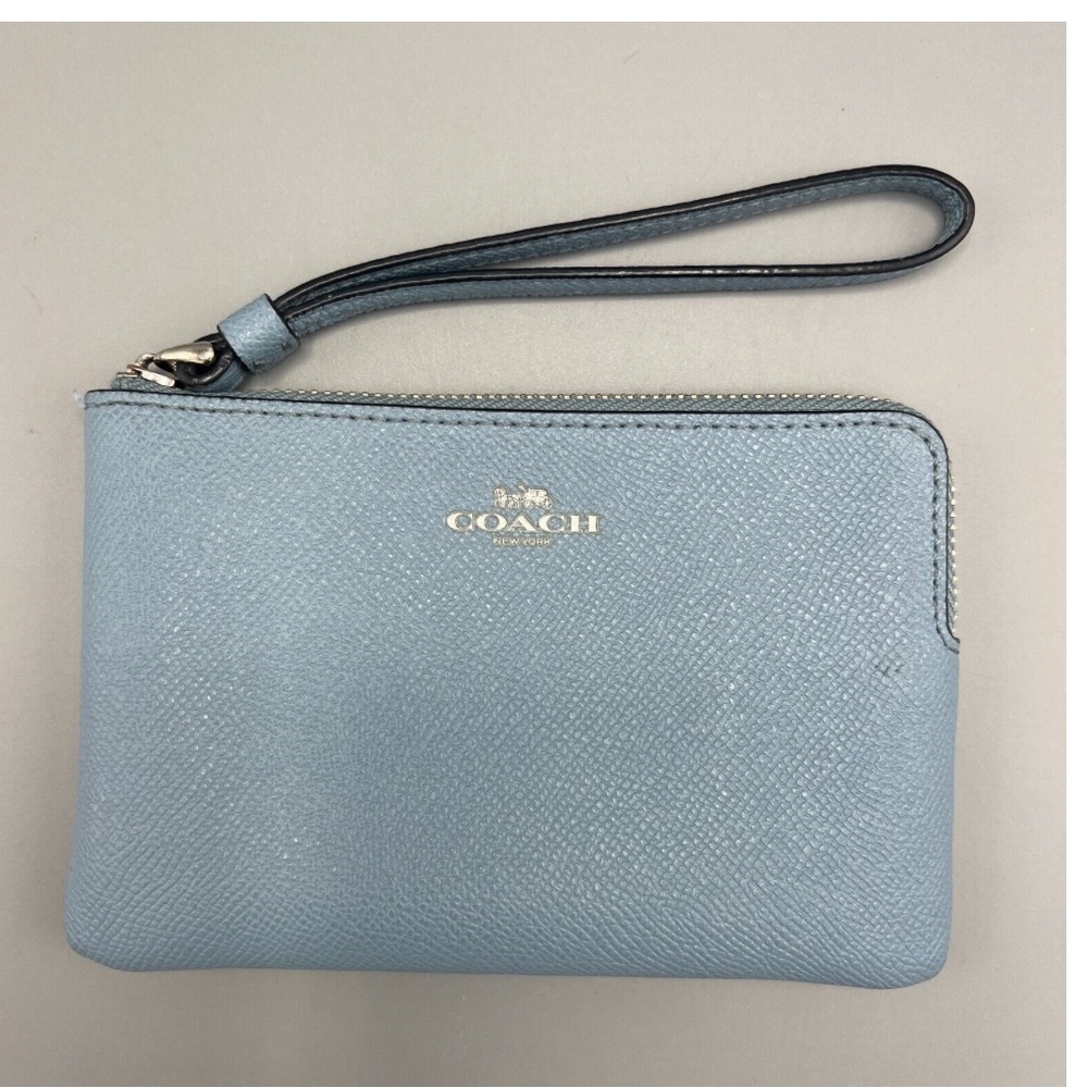 Authentic Coach light blue shimmer corner zip wristlet excellent condition